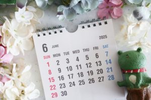 写真：６月の営業日のお知らせ☔