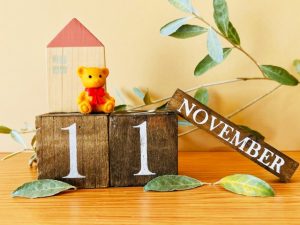 写真：１１月の営業日のお知らせ🍂